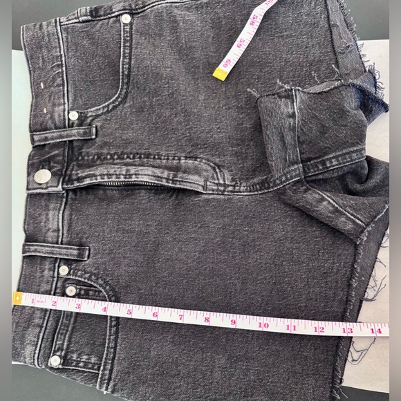 Madewell Women’s Perfect Jean Short Black High Waist Frayed Hem Size 27 - Picture 11 of 12